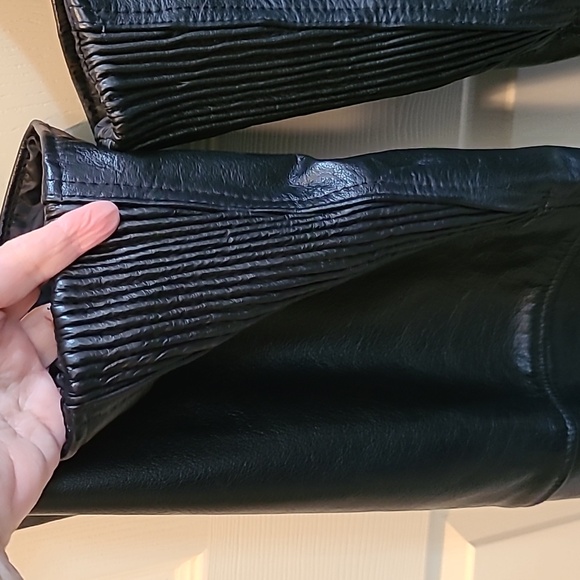 XELEMENT Motorcyle Leather Chaps - Picture 8 of 11